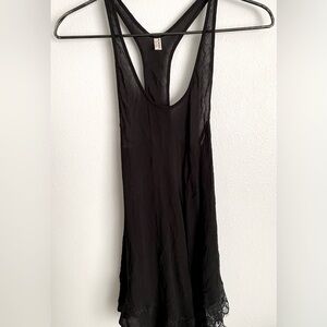 ☘️Free People Intimately T-back, Lace Hem, Slip Dress size small, black